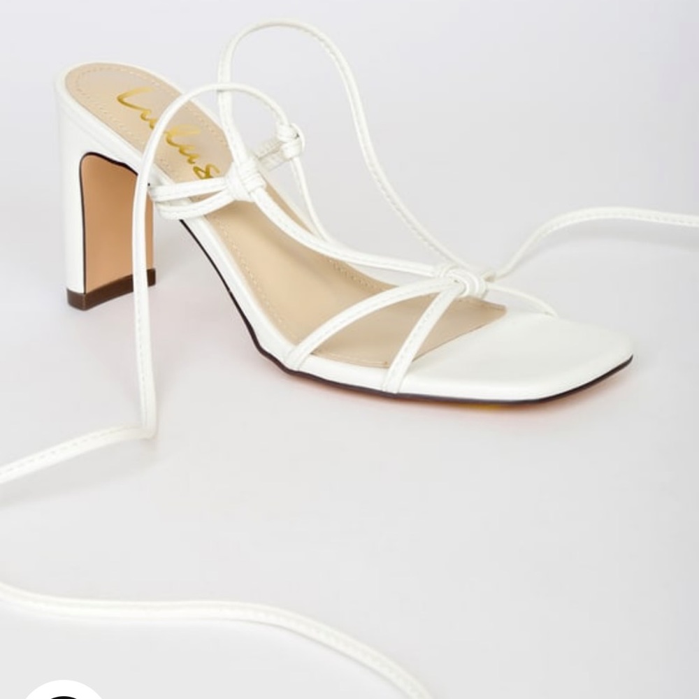 NWT-  LULUS, WHITE, LACE UP, BLOCK HEEL